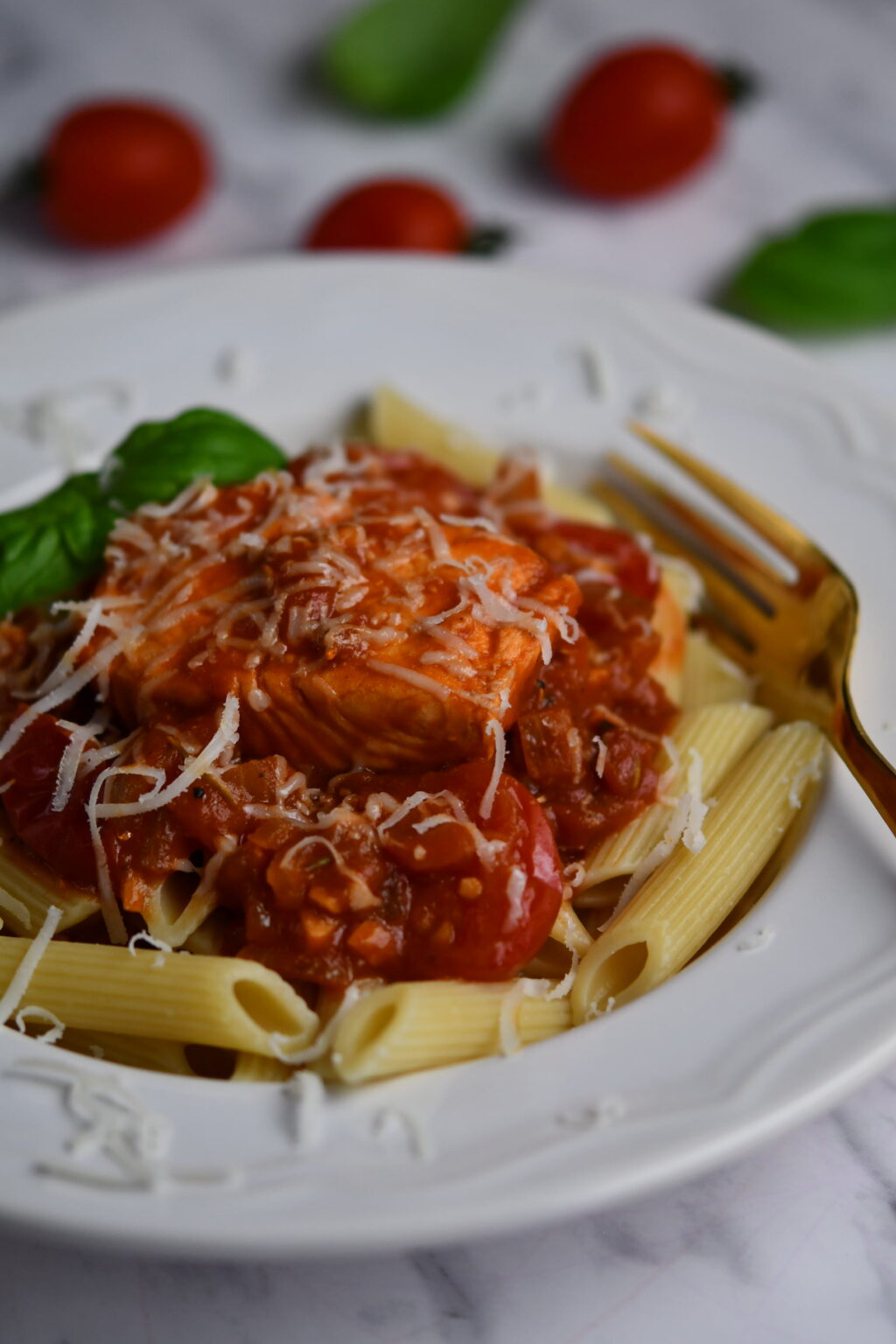 Salmon Cherry Tomato Pasta | Klysa