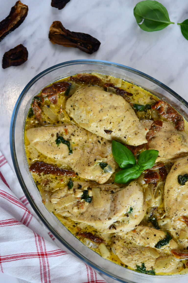 Chicken in Tomato and Basil Cream Sauce Klysa